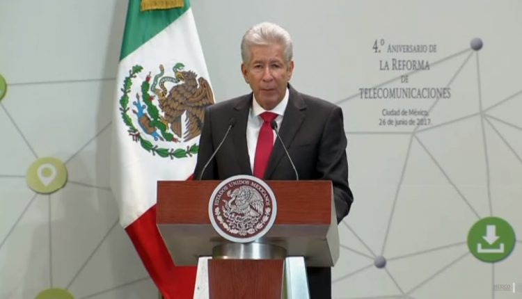 GERARDO RUIZ ESPARZA