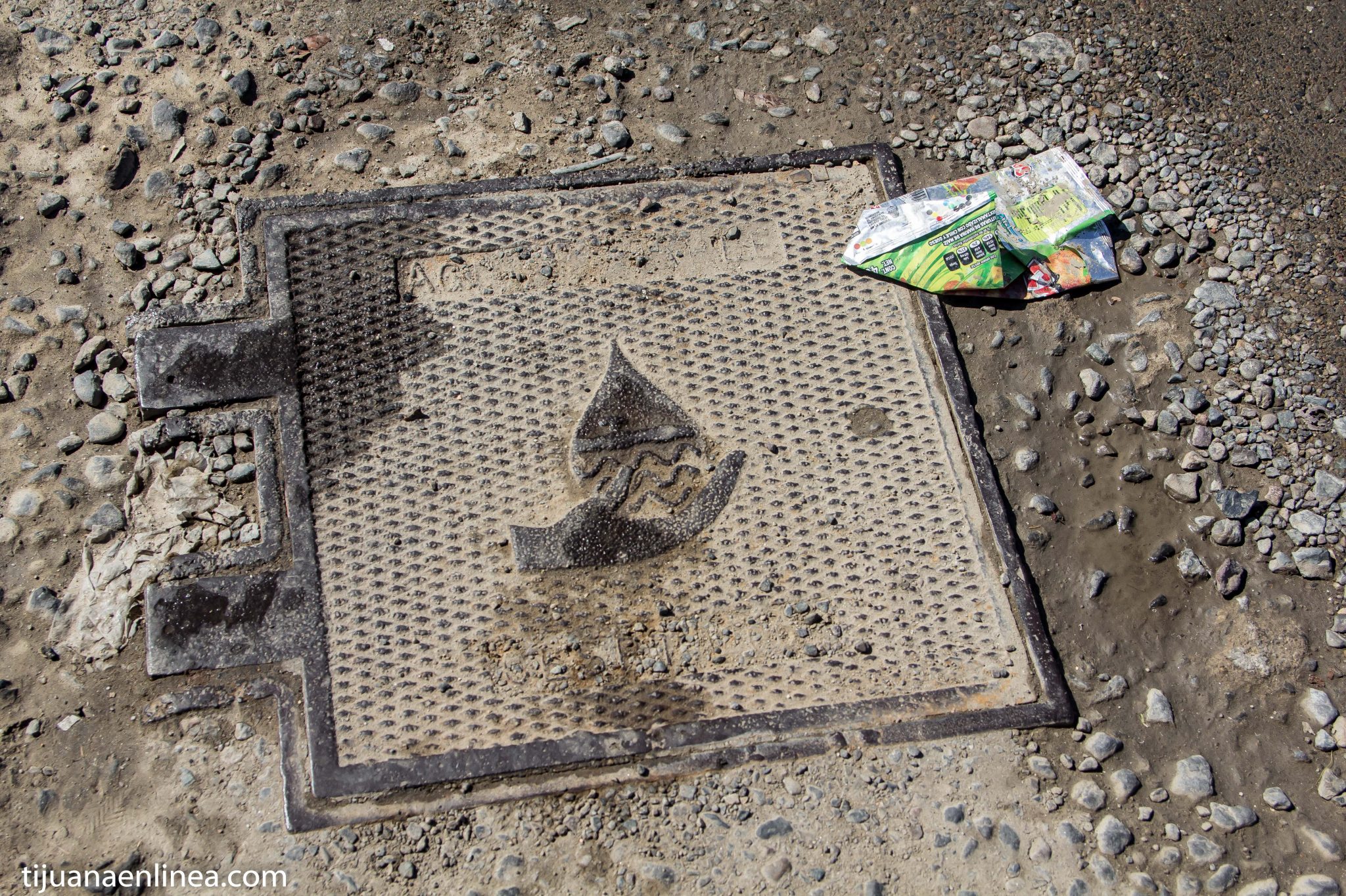 Miles de Litros de agua potable se han derramado por fuga en Los Álamos (3)-min