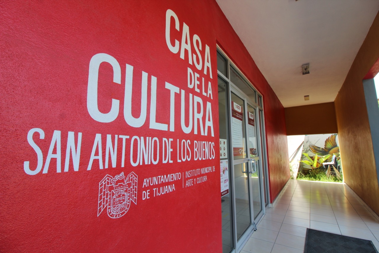 Casa De La Cultura En San Antonio De Los Buenos Cumple 5 Años