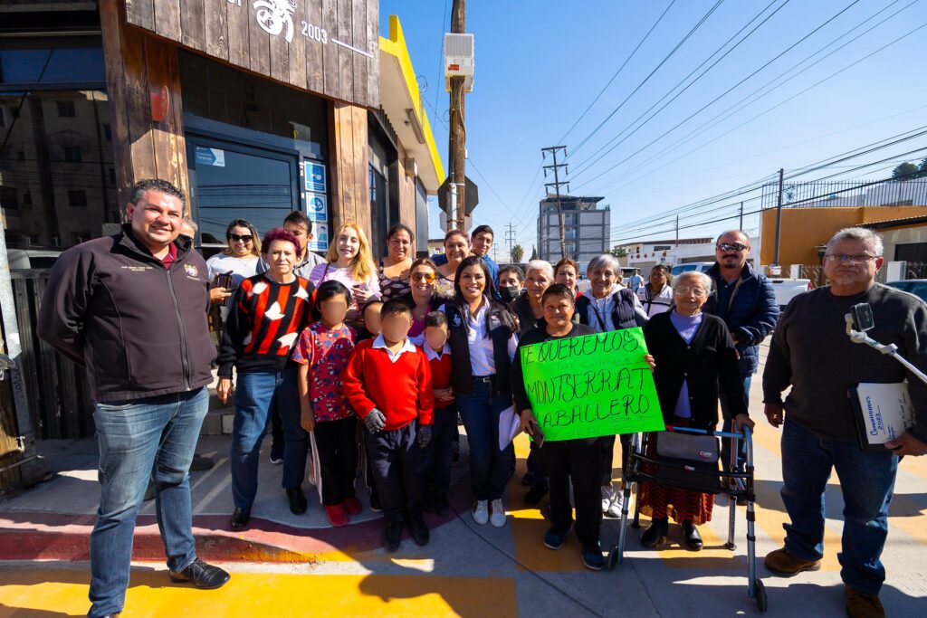 Alcaldesa entrega obra a residentes del Chamizal