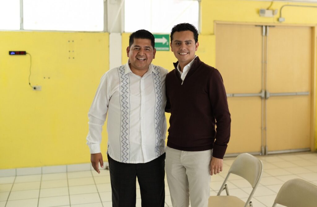 Eligio Valencia López va con todo por el Distrito 09